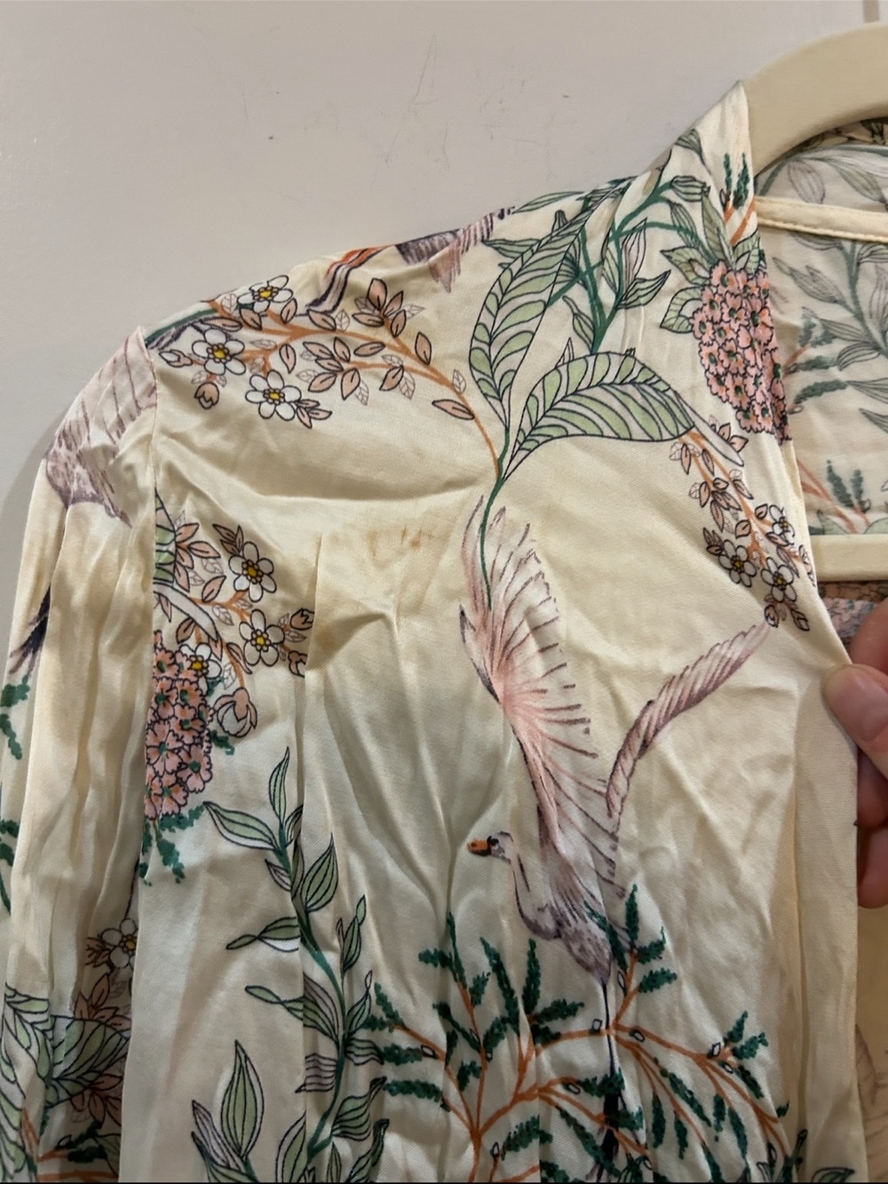 Zara Cream Floral-Print Open Front Blouse - Picture 3 of 6